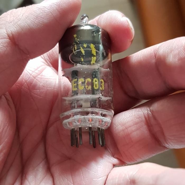 ECC83 / 12AX7 RFT
