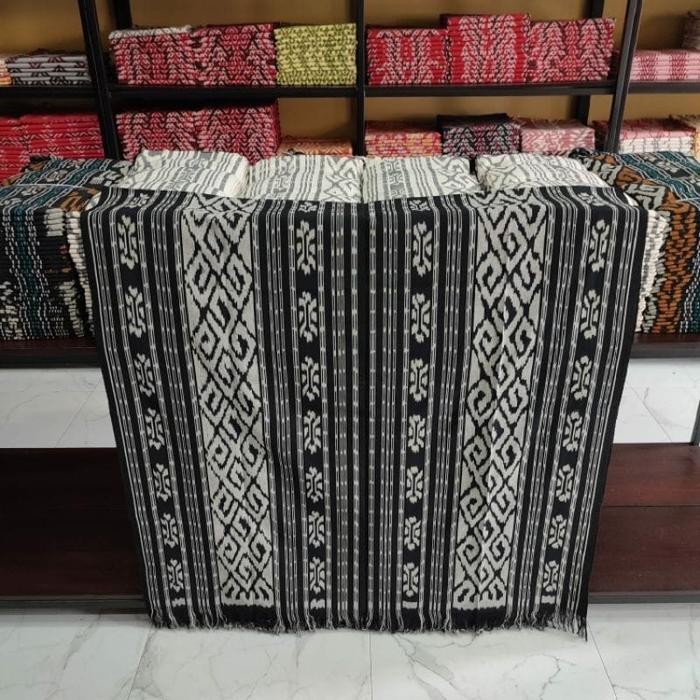

Spesial promo tenun blanket halusan warna hitam putih