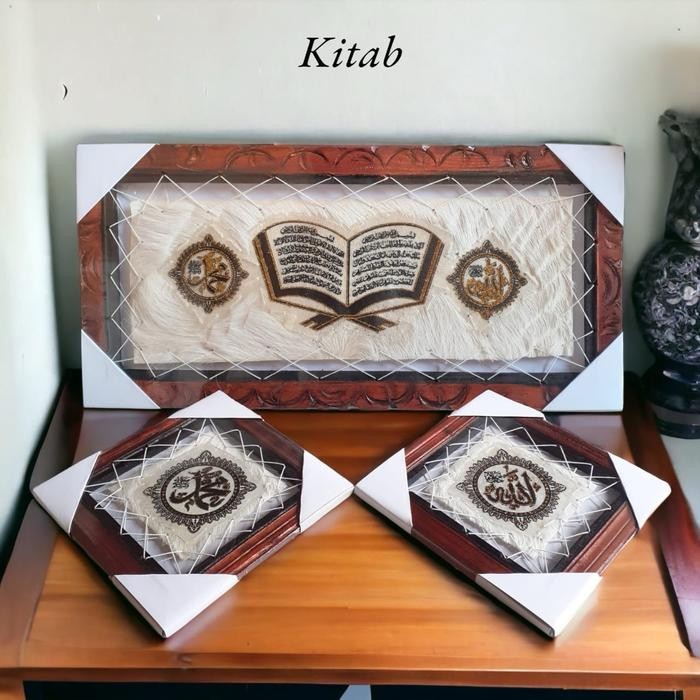 

Kaligrafi 3in1 Kitab 30cm x 60cm 1kg 1set Kayu