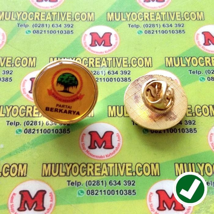 

Pin Partai Berkarya Bulat - Pin Logo Partai Berkarya Ukr. 2 Cm PREMIUM