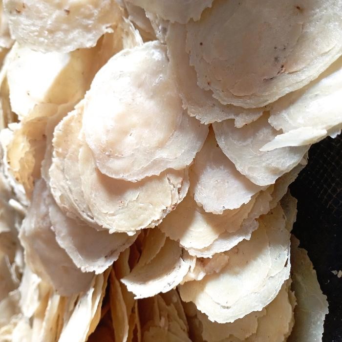 

Emping Melinjo Lb((Emping Setengah Kering))Emping Biji 4 Kwalitas Super//1 Kg