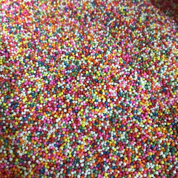 

NEW! SPRINKLES SUGAR WERNER NON PAREILS 1KG COLOR MIX HIASAN DEKORASI KUE