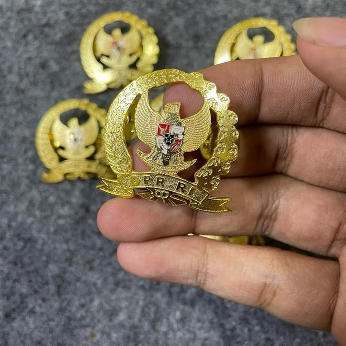 

Pin DPR RI Emblem DPR RI - Maghnet