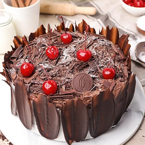 

OR6T Dapur Cokelat - Black Forest Cake 18Cm Kue Ulang Tahun