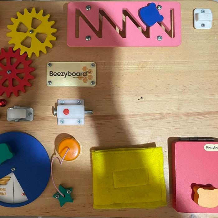 (Allthebest) Preloved Beezy Board Size L Bekas Busy Board Anak