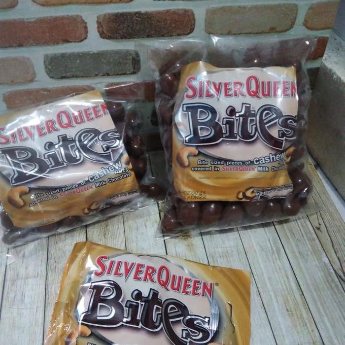 

4ZMI Cokelat Silverqueen Bites Almond Mede 250Gr / Coklat Kiloan Repacking