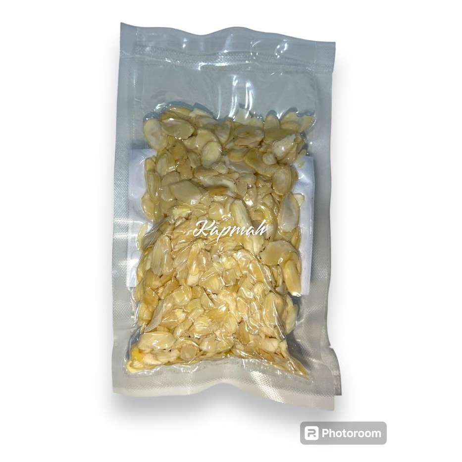 

Roasted Almond Sliced 1Kg/ Almond irisan panggang / topping Kue
