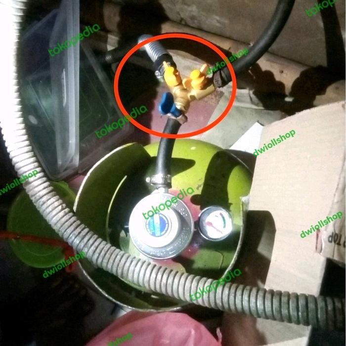 cabang selang gas Y/cabang 3 dengan stop kran
