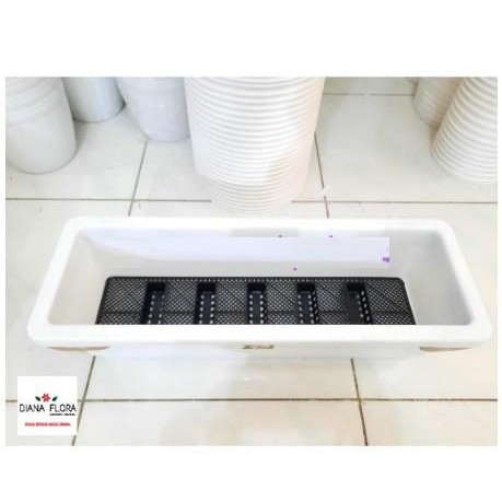 Mode Vintage Pot Tanaman Hias Persegi Panjang 70 Cm Plastik S Lion Star Putih