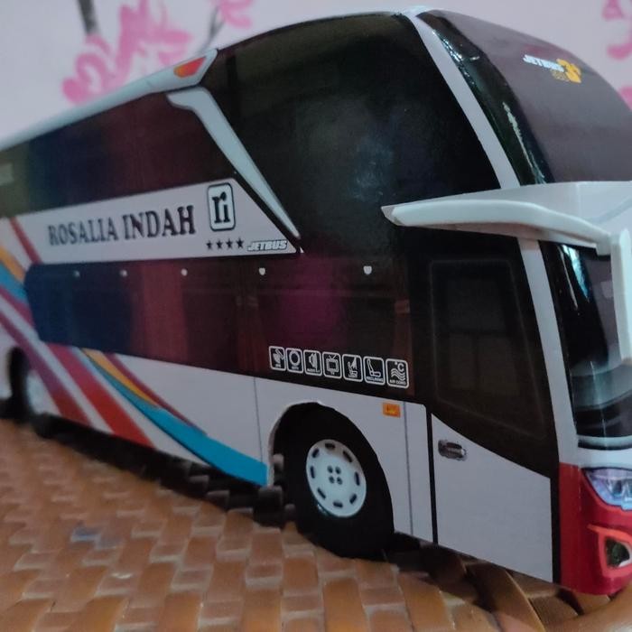 Toys Hot Wheels - Miniatur Bus Bis Rosalia Double Decker