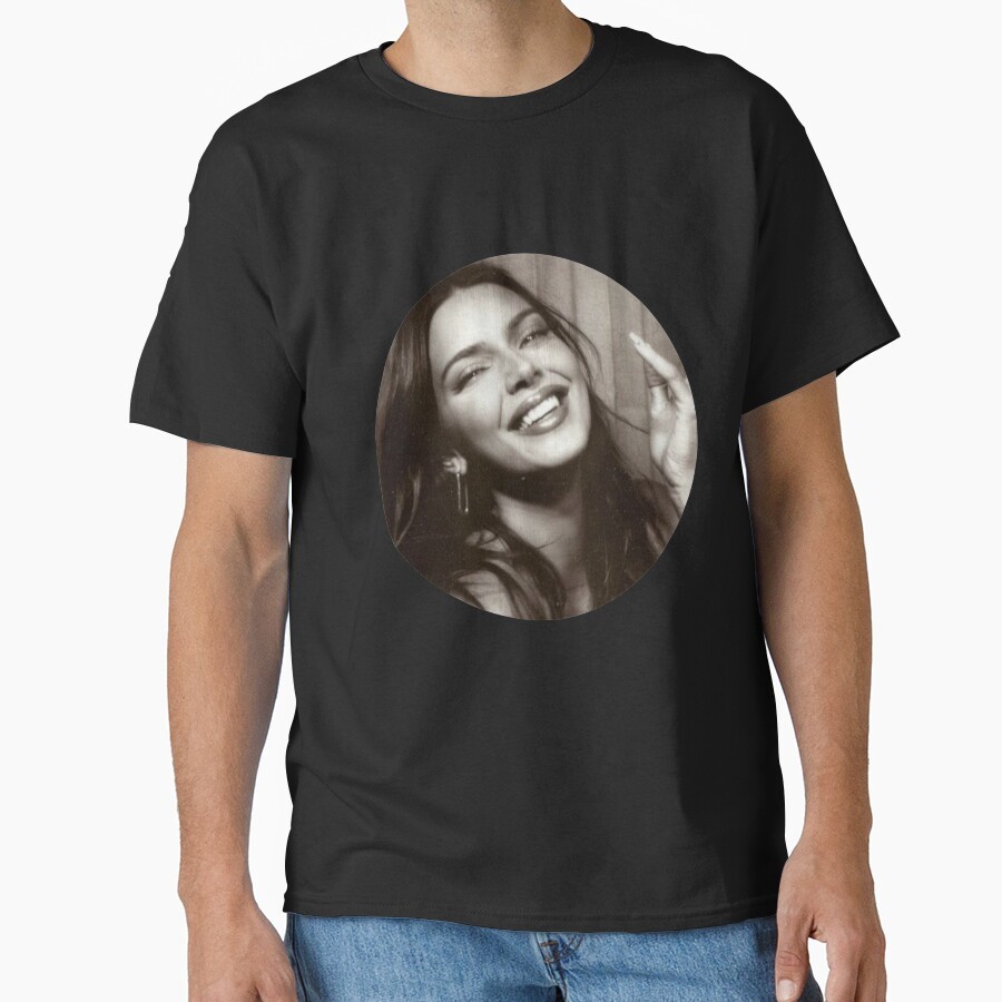 Kendall Jenner Klasik T-Shirt Kaos Leher Bulat Unisex, Unik Kreatif, Modis Dan Keren, Cocok Untuk Pr