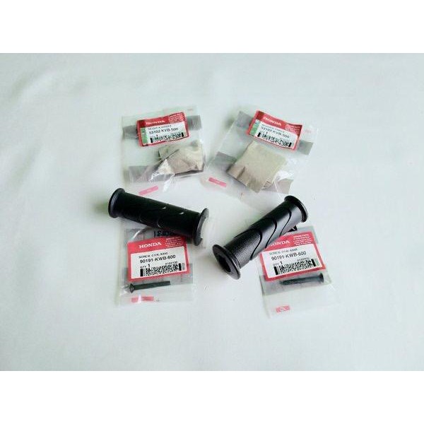 KARET HANDGRIP HONDA BEAT FI ORIGINAL AHM