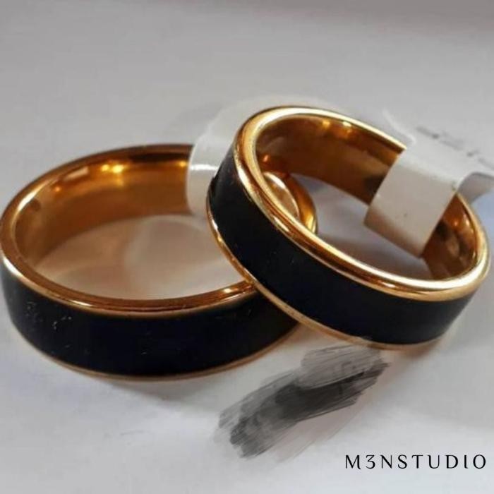 New // Cincin Pria Titanium Hitam / Cincin Emas / Cincin Couple Wanita // 100% Original