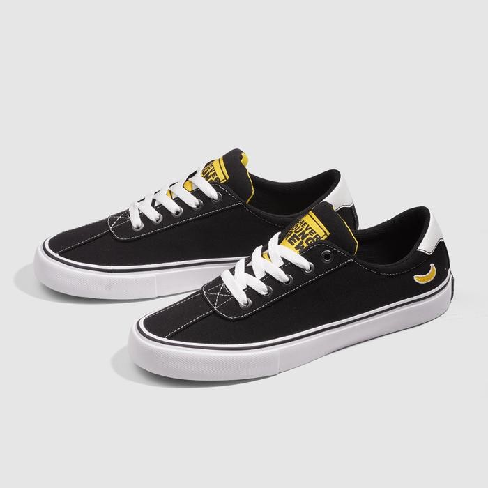 FYC FOOTWEAR - MUSAC CLASSIC BLACK SEPATU PRIA SEPATU VULCANIZED