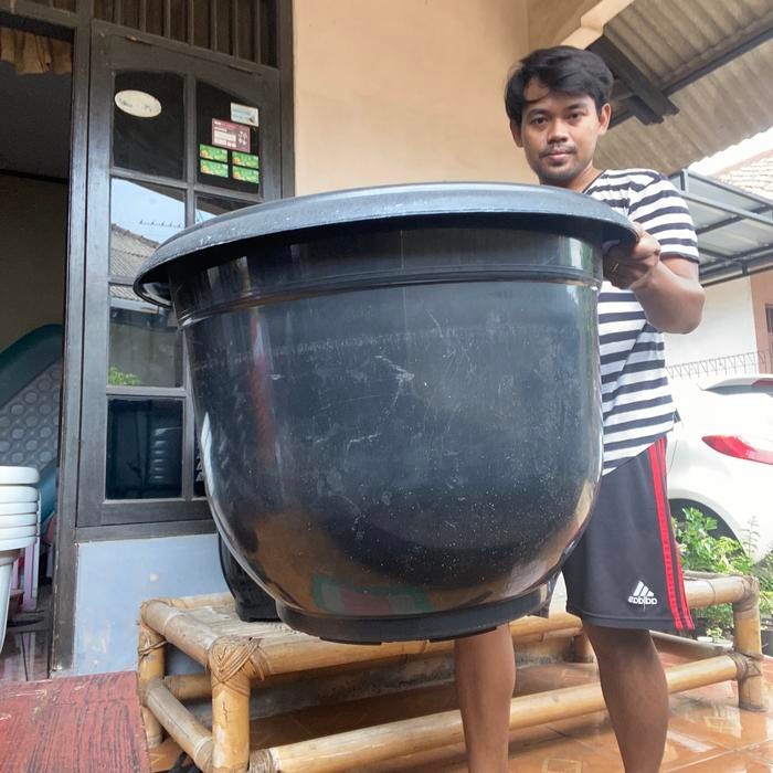 Pot Tanaman Besar 80 Cm Super Jumbo / Pot Bunga Jumbo Cempaka 100