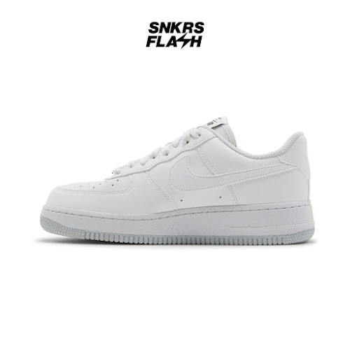 NIKE AIR FORCE 1 07 NEXT NATURE TRIPLE WHITE Sepatu Sneakers Wanita - DC9486101 - Size 39