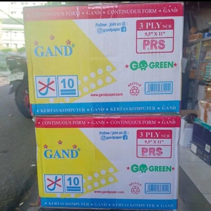 

kertas komputer continuous form 3 ply 9,5 X 11 PRS / bagi dua