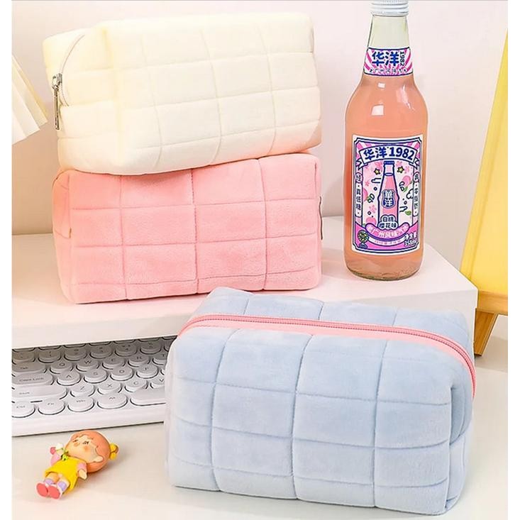 

Kenko Stationary - Kotak Pensil Sanrio Melody Plush Stationery Tempat Pensil Kuromi My Melody