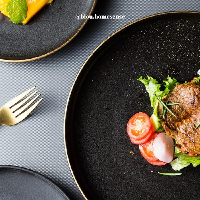 Piring Keramik Hitam Putih List Gold Mewah Steak Hotel Aesthetic