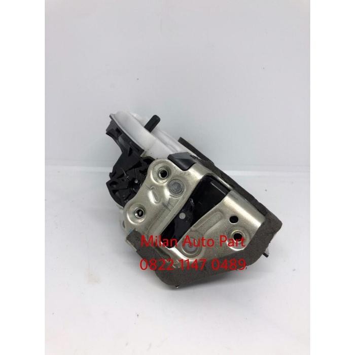 Door Lock pintu depan belakang Innova Reborn fortuner Vrz ORIGINAL