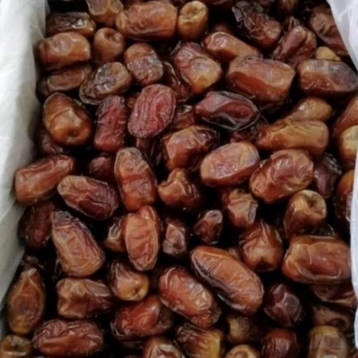 

ASLI (5 KG) Kurma Mesir Kurma Golden Valley Al Samira Kurma Oleh oleh Haji READY STOCK