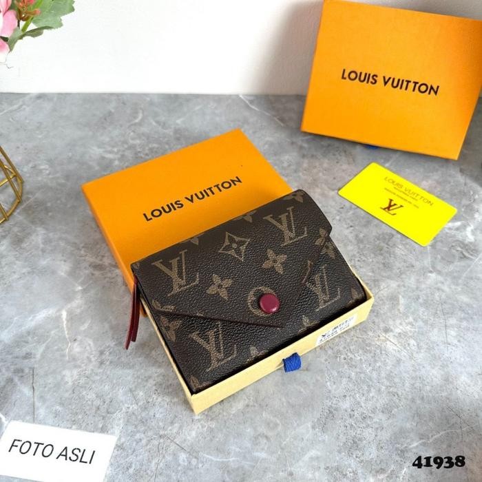Terbatas Dompet Lipat Wanita Branded Import 141936