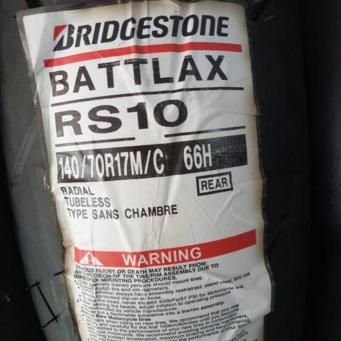 Ban Luar Bridgestone Battlax Rs -10 Ukuran 140/70-17 Battlax Tubeless
