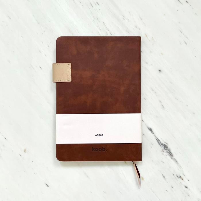 

A556P Koob. Hardcover Notebook Dengan Penutup Magnet Dan Pen Holder A5 Buku Tulis Garis / Rulled