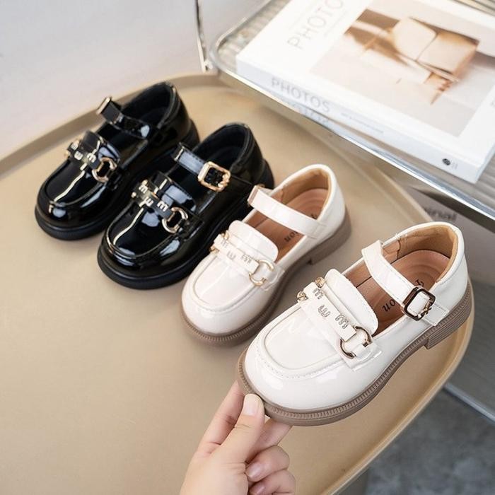 Homyped - Sepatu Loafers Anak Perempuan Glossy Motif Terbaru