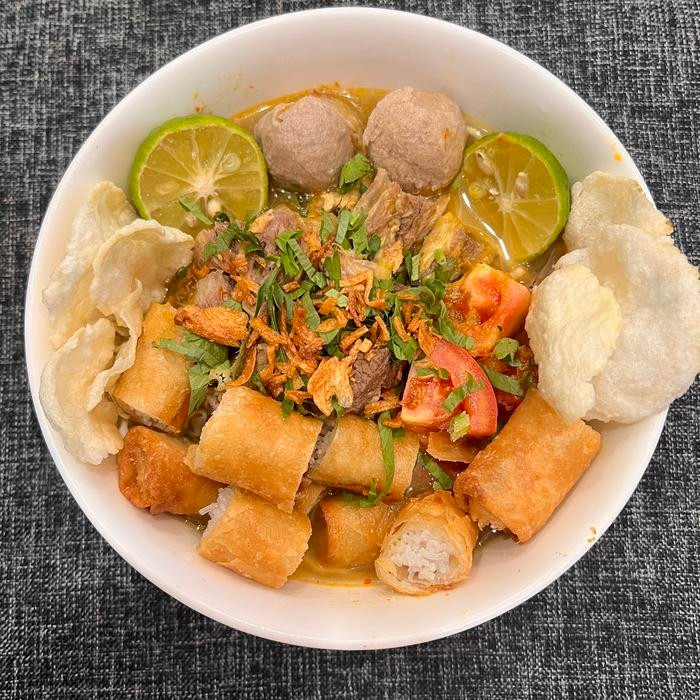 

soto mie mama uch + bakso sapi - instan & praktis stok terbatas