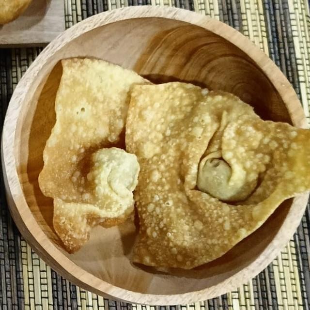 

pangsit goreng ELBITO fried dumpling frozen food makanan beku