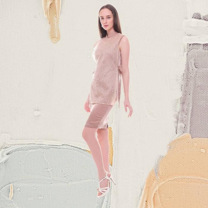 Cheongsam Pearl Qipao (Outer only)