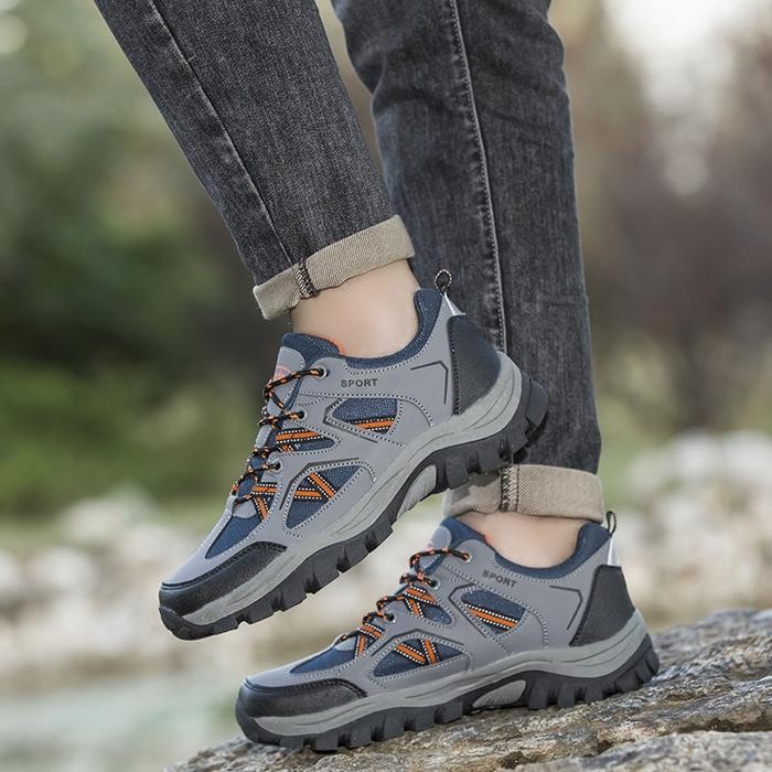 Sepatu Hiking Outdoor Pria Sepatu Gunung Anti Air Sepatu Travelling