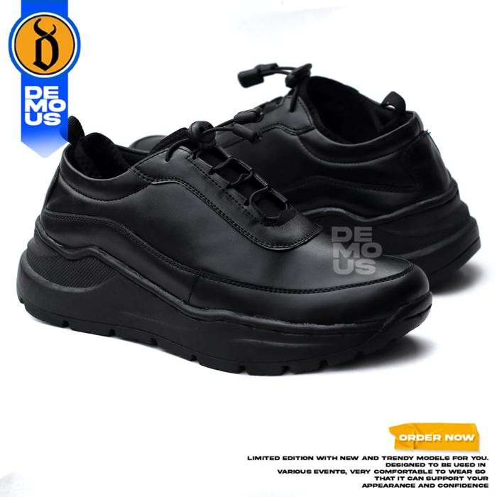 DEMOUS - Sepatu Sneakers Formal Pria Kerja - Model Simple Hitam Ukuran 39-45 - Merah Casual Shoes