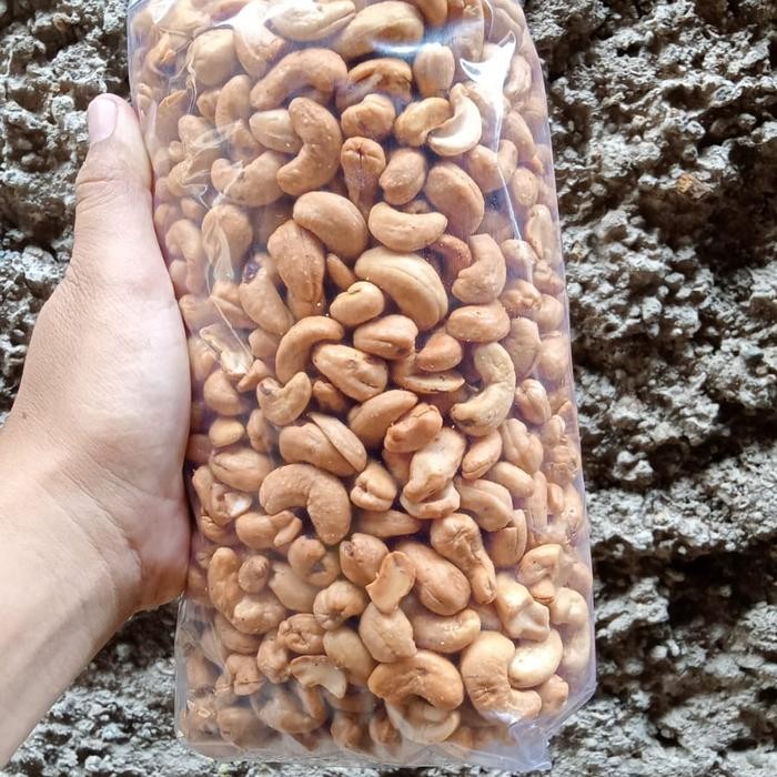 Kacang Mede Utuh Matang/Goreng 1kg (TERMURAH)