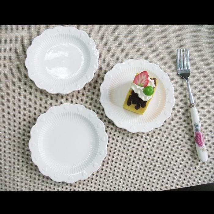 Bisa Grab Piring Kue Kecil Renda Bunga Keramik Import