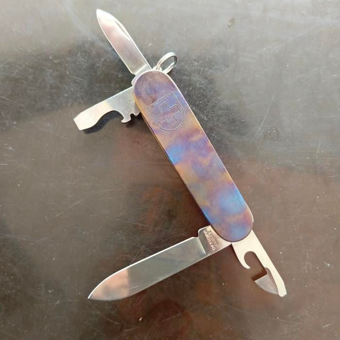 Victorinox Recruit BEKAS 84mm Scales Titanium Custom sangat rapi&kuat