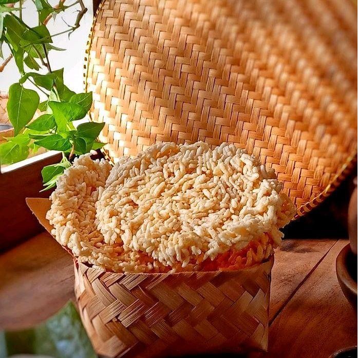 

Pilihan- Rengginang Bandung Renyah Gurih Rasa Terasi - Camilan Ketan Asli Dengan Bumbu Khas -