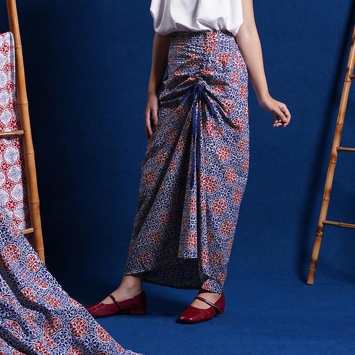 NONA RARA - Jlamprang Skirt Blue P0189, Rok batik wanita modern