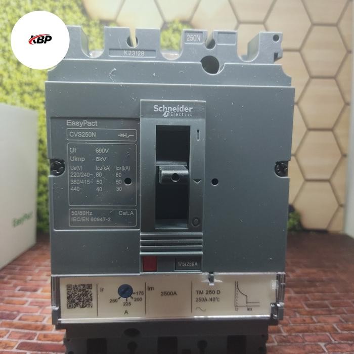 Terbaik Mccb Breaker Schneider Cvs250N 3P 250A Lv525453 50Ka 3Phase 3Pole Cvs Terlariss 