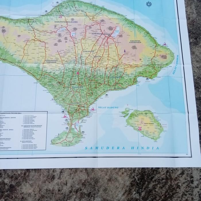 Peta Provinsi Bali Lipat