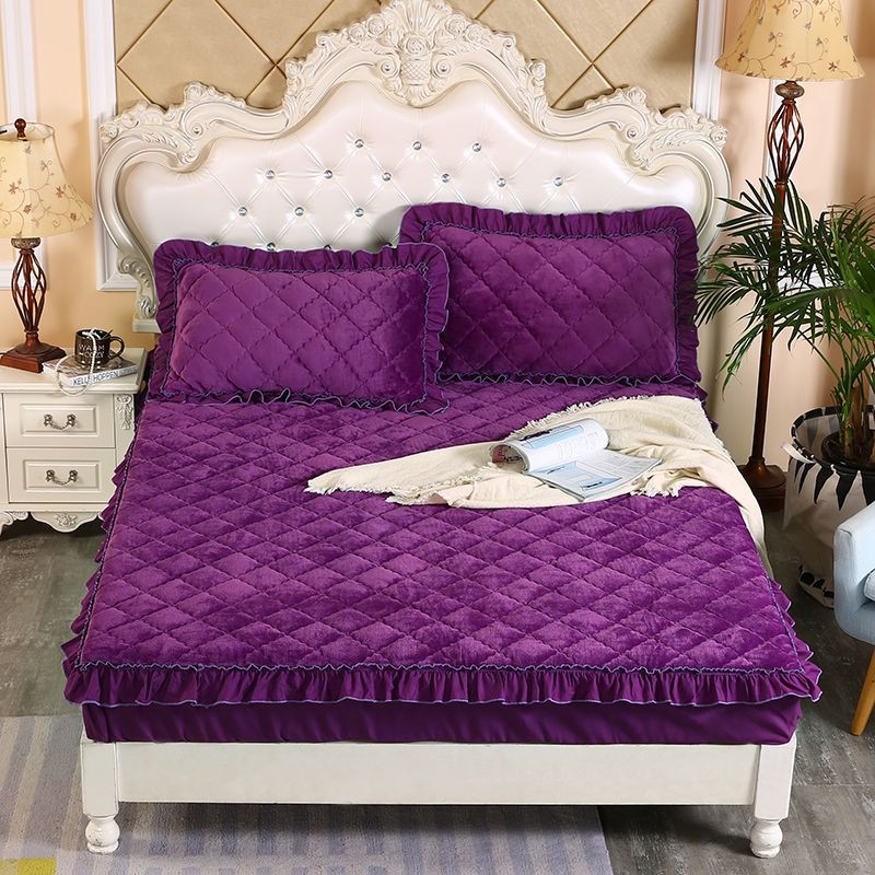 Fashion Flannel Bed Fitted Sheet Quilted Mattress Cover Soft And Comfortable Lace Fit Elastic Band