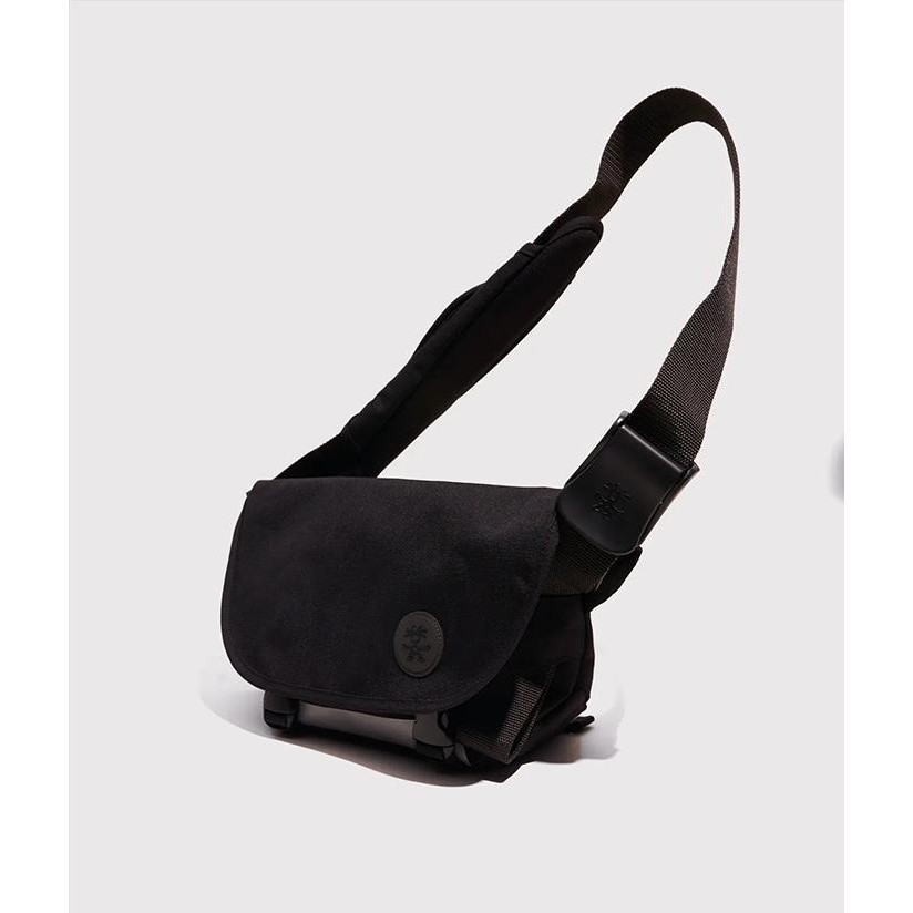 Crumpler Messenger Bag - Comfort Zone Messenger Small Terbaru