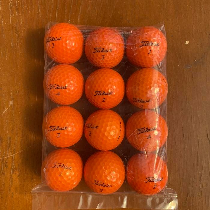 Bola Golf Titleist Orange