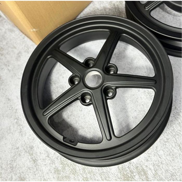 Velg SOCA R-AS Front & Rear Black Ring 12 Vespa Sprint Primavera S LX GTS