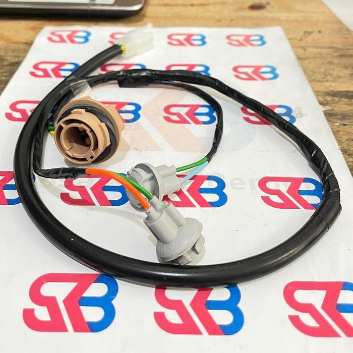 FITTING SOKET LAMPU BELAKANG BEAT FULL SET