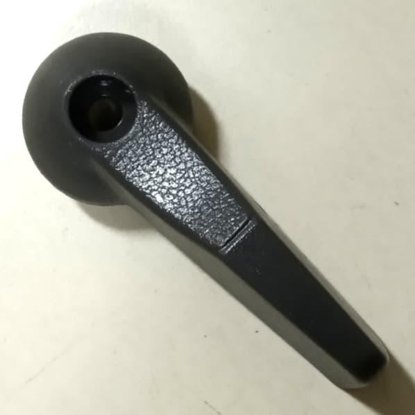 Handle Handel Dalam Bagasi Kuda Grandia