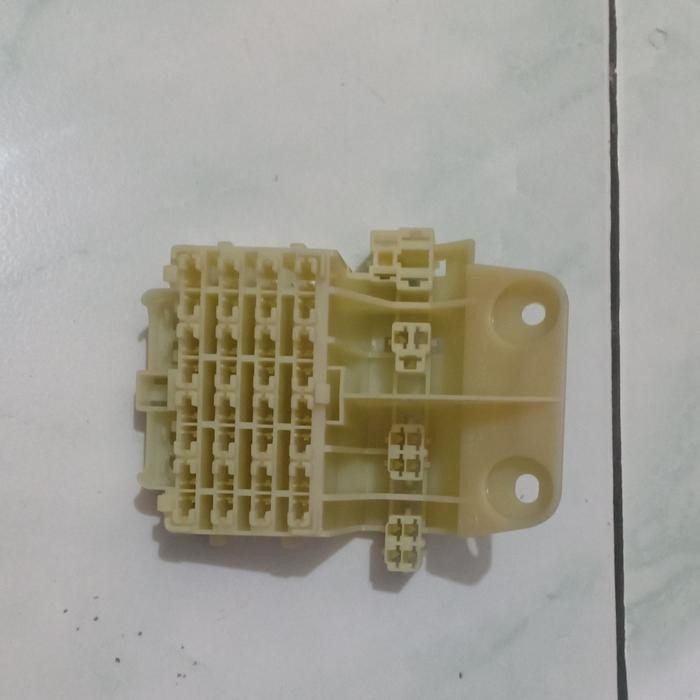 fuse box fuse block rumah sekring pusat toyota kijang kapsul 7k