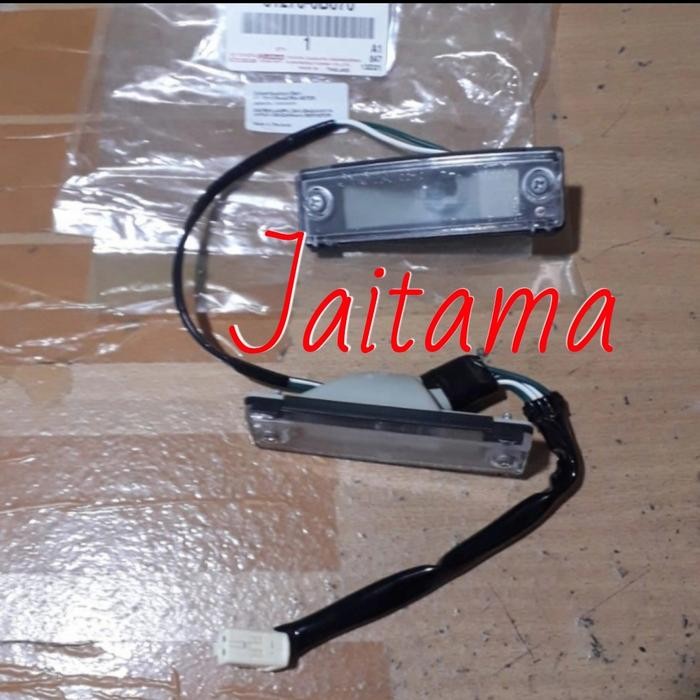 Lampu plat nomor innova 2004-2015 1set #jaitama