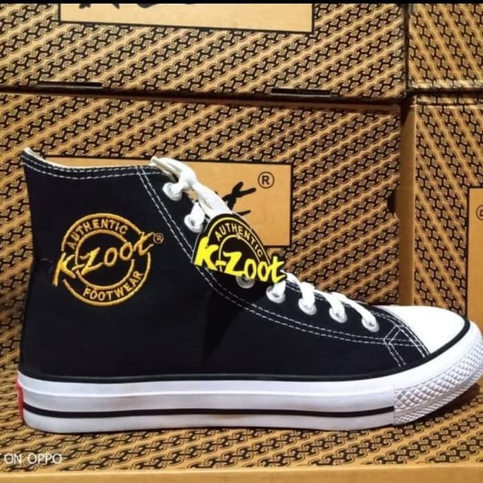 Sepatu sekolah merk K-ZOOT bahan warior